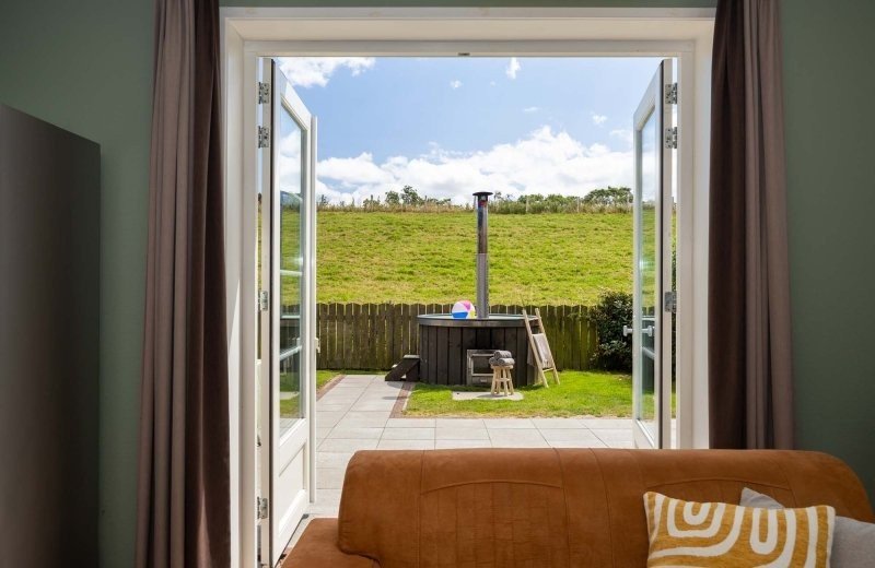 Andijk woonkamer view