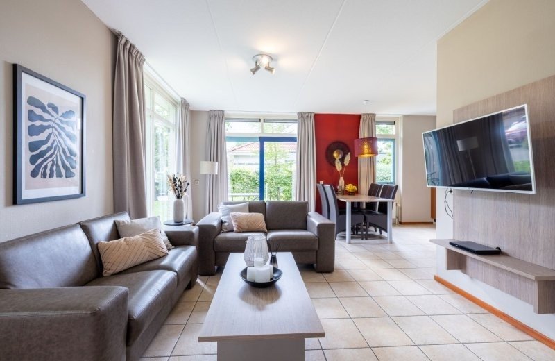 Hoorn 6 woonkamer eetkamer