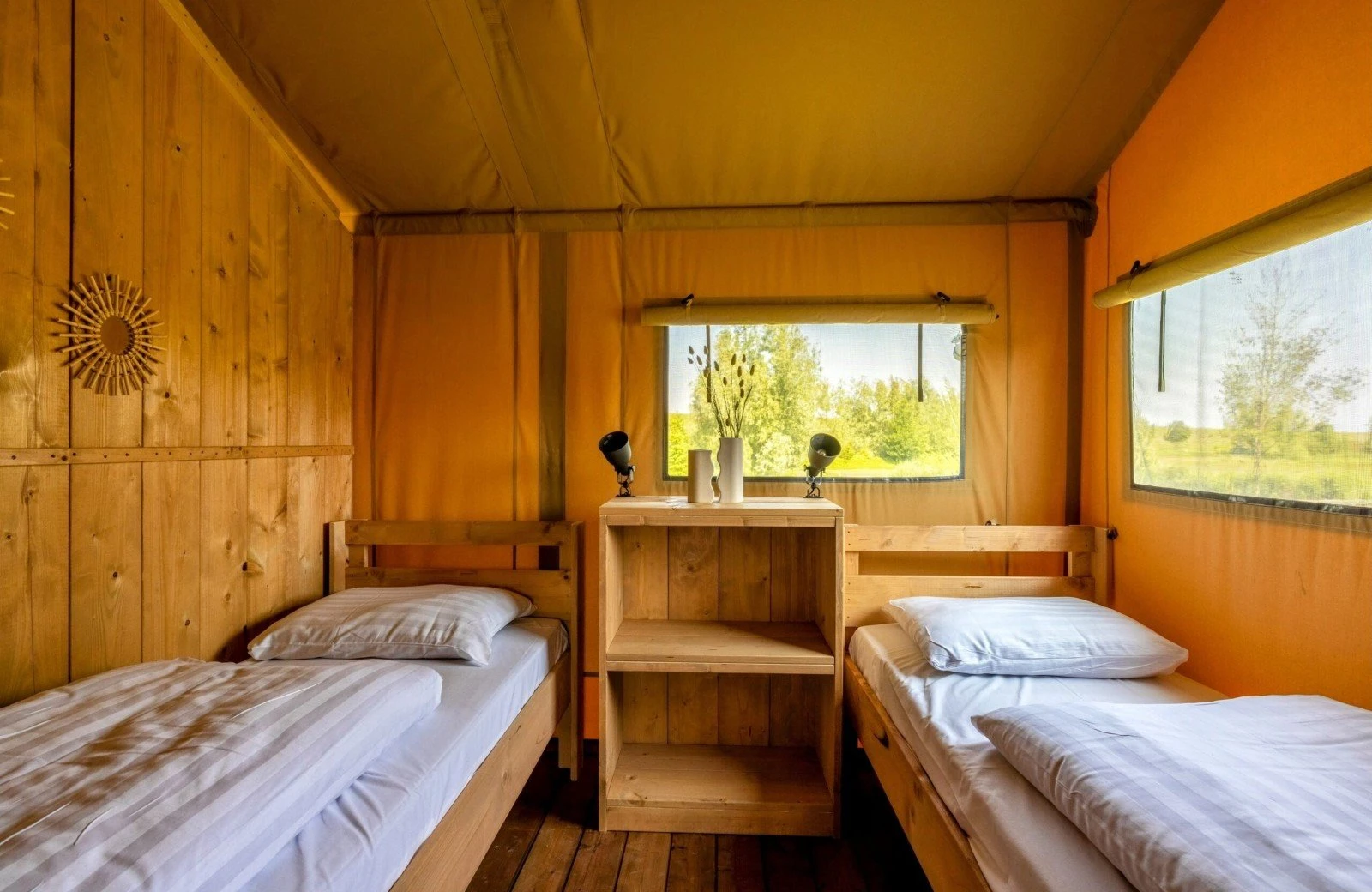 Impala bedroom 665db2d230d7c