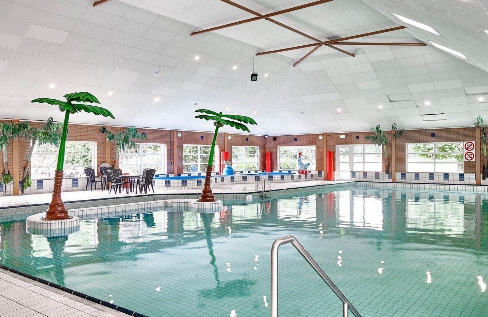 Vakantiepark met zwembad noord holland